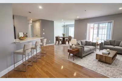 7 Conant #19, Winchester, MA 01890 - Photo 2