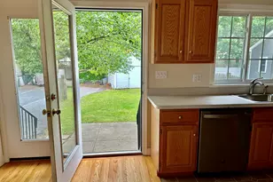 17 Myrtle St, Watertown, MA 02472 - Photo 6