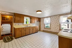 11 Prospect St, Spencer, MA 01562 - Photo 14