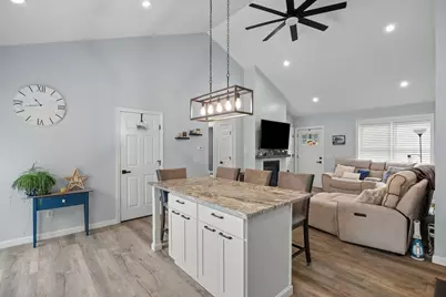 4 McCarthy Road, North Brookfield, MA 01535 - Photo 12