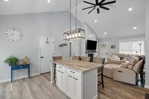 4 McCarthy Rd, North Brookfield, MA 01535 - Photo 12