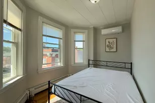 4 Sherman St, Cambridge, MA 02138 - Photo 2