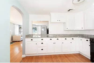95 S Flagg St, Worcester, MA 01602 - Photo 14
