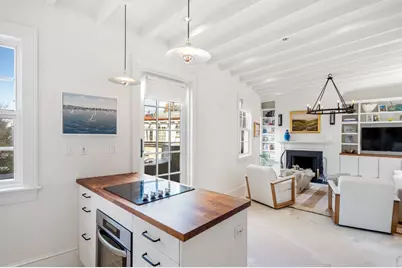 5 West Hill Place #D, Boston, MA 02114 - Photo 8