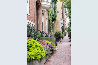 14 Hancock St. #4, Boston, MA 02111 - Photo 22