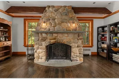 150 Pond Road, Wellesley, MA 02482 - Photo 10
