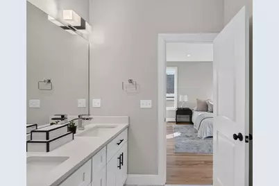 123-125 Centre Street #6, Boston, MA 02124 - Photo 30