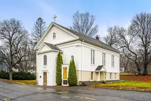 10 Overlook St, Grafton, MA 01536 - Photo 1