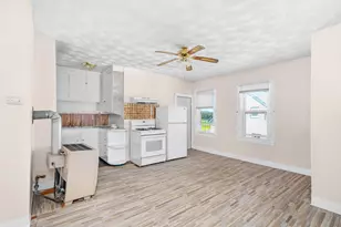 84 Cory St, Fall River, MA 02720 - Photo 6