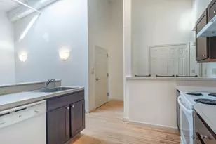 24 Main St, Westfield, MA 01085 - Photo 4