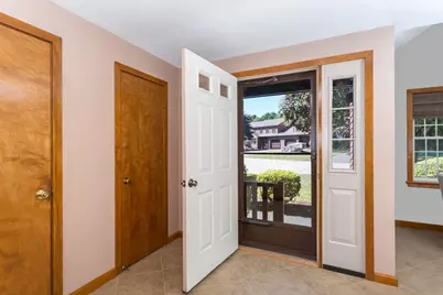 22 Hawthorne Vlg #D, Franklin, MA 02038 - Photo 4
