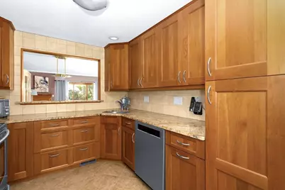 22 Hawthorne Vlg #D, Franklin, MA 02038 - Photo 12