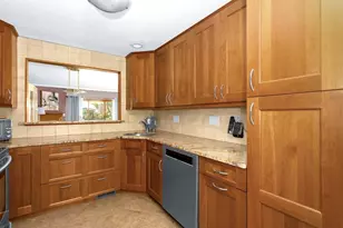 22 Hawthorne Village, Franklin, MA 02038 - Photo 12