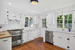 150 Lombard Ave, Barnstable, MA 02668 - Photo 4