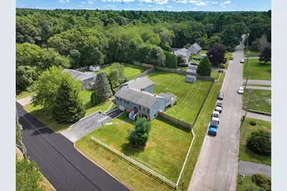 223 Reed Rd, Westport, MA 02790 - Photo 32