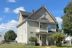 418 Chicopee St, Chicopee, MA 01013 - Photo 2