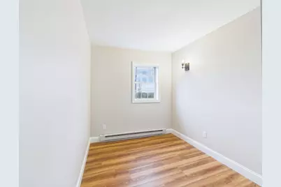 715 Newhall St, Fall River, MA 02721 - Photo 14