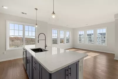 8 Peters Farm Way #206, Westborough, MA 01581 - Photo 2