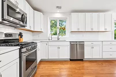 49 Meadowview Rd, North Andover, MA 01845 - Photo 16