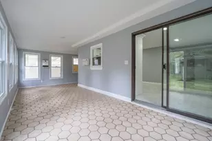 12 Melrose Ave, Dartmouth, MA 02747 - Photo 12
