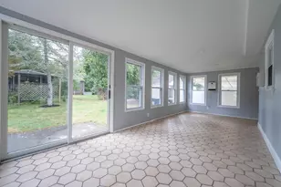 12 Melrose Ave, Dartmouth, MA 02747 - Photo 10