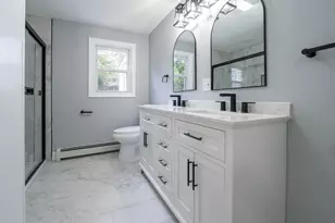 12 Melrose Ave, Dartmouth, MA 02747 - Photo 2