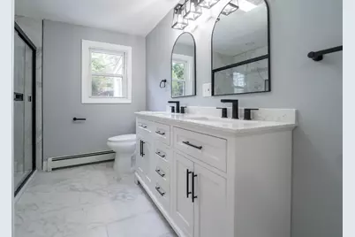 12 Melrose Ave, Dartmouth, MA 02747 - Photo 16