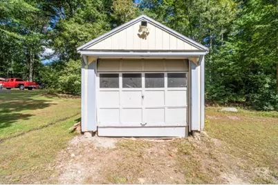 64 Munsell St, Belchertown, MA 01007 - Photo 22