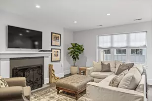 795 E 4th St, Boston, MA 02127 - Photo 26