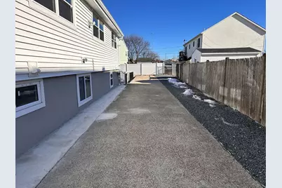 535 Washington Ave #1, Revere, MA 02151 - Photo 10