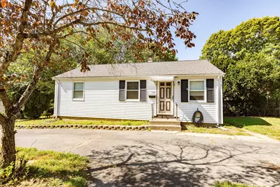 122 Algonquin St, Brockton, MA 02302 - Photo 2