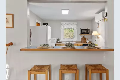 2 Hamilton St, Orange, MA 01364 - Photo 10