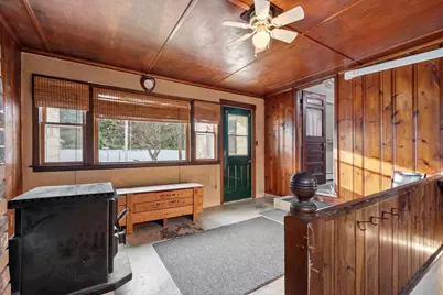 2 Hamilton St, Orange, MA 01364 - Photo 24