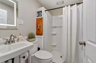 2 Hamilton St, Orange, MA 01364 - Photo 16