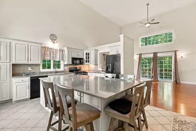 11 Aris Way #0, Milford, MA 01757 - Photo 4