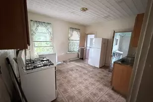 114 Westville St, Boston, MA 02124 - Photo 10