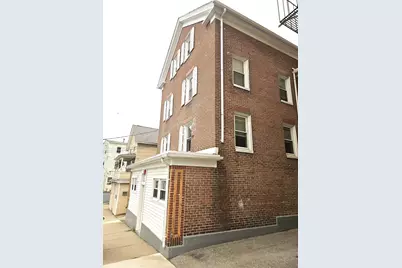 558 East School St, Woonsocket, RI 02895 - Photo 2