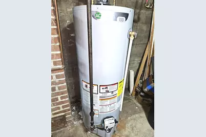 558 East School St, Woonsocket, RI 02895 - Photo 38