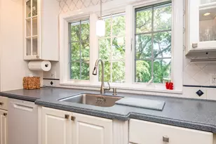 29 Doncaster Cir, Lynnfield, MA 01940 - Photo 12