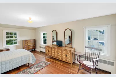 18 Mohawk Rd, Marblehead, MA 01945 - Photo 20