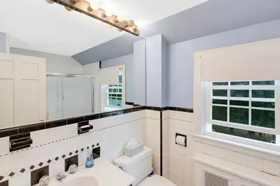 18 Mohawk Rd, Marblehead, MA 01945 - Photo 24