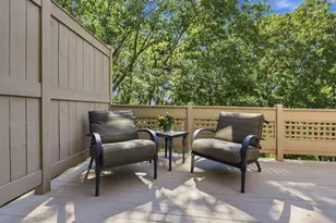 7 Wainwright Rd, Winchester, MA 01890 - Photo 6