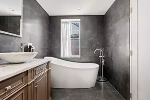 393 Essex St, Salem, MA 01970 - Photo 12