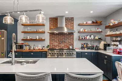 393 Essex St, Salem, MA 01970 - Photo 8