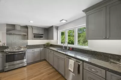 18 Proctor Rd, Chelmsford, MA 01824 - Photo 4