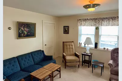 25 Lyons Ct, Watertown, MA 02472 - Photo 10