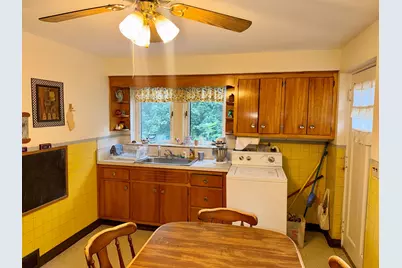 25 Lyons Ct, Watertown, MA 02472 - Photo 14