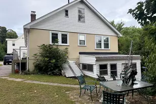 25 Lyons Ct, Watertown, MA 02472 - Photo 4