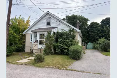 25 Lyons Ct, Watertown, MA 02472 - Photo 2