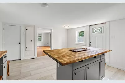 200 Great Neck Rd, Wareham, MA 02571 - Photo 12